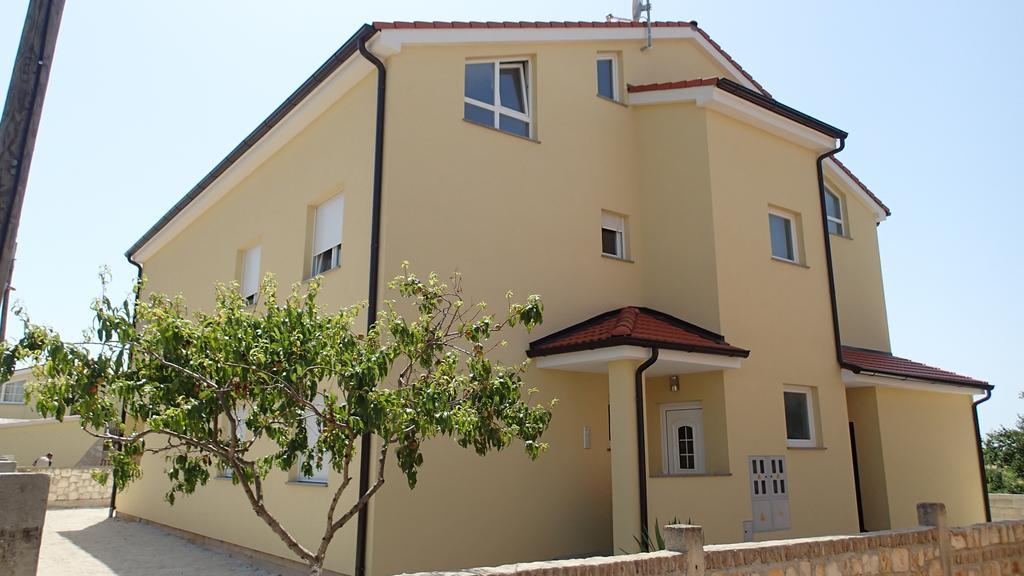 Apartment Una Pula Ruang foto