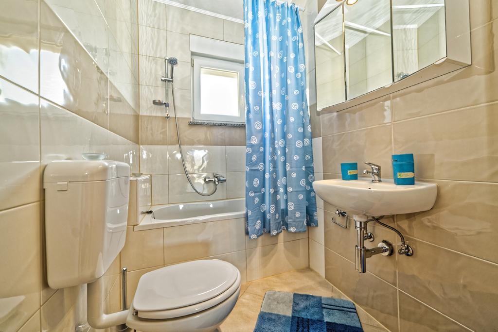 Apartment Una Pula Bagian luar foto