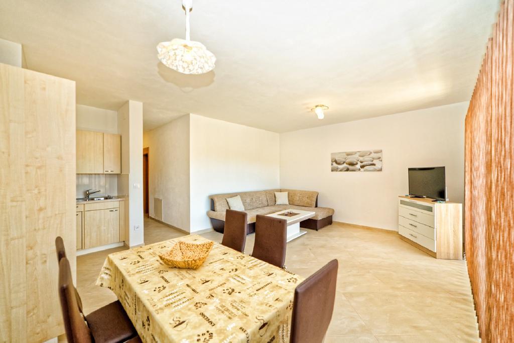 Apartment Una Pula Bagian luar foto